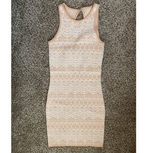 Knit keyhole back Patterned dress